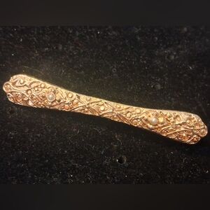 Elegant Goldtone Brooch With Faux Pearl Accents